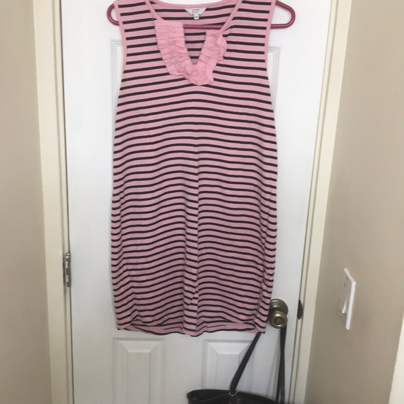 crown & ivy Dresses & Skirts - Crown & Ivy Size Large pink stripe dress